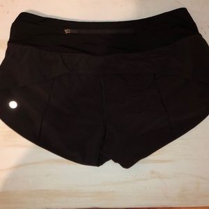 Black hotty hot shorts 2.5